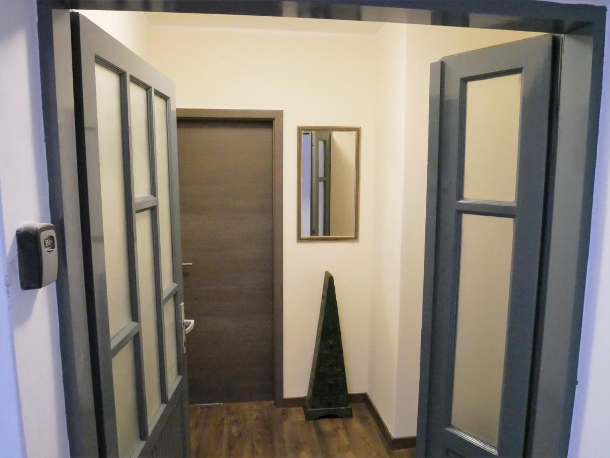 Apartments Kety ロヴィニ エクステリア 写真